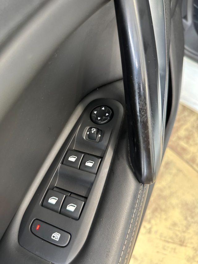 PEUGEOT 308 BlueHDi 120 S&S EAT6 SW Allure - LED - Navi