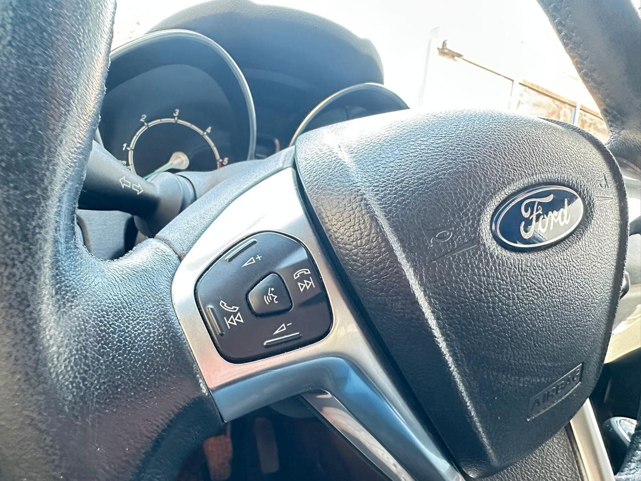 Ford Fiesta 1.5 TDCi 75CV 5 porte Titanium