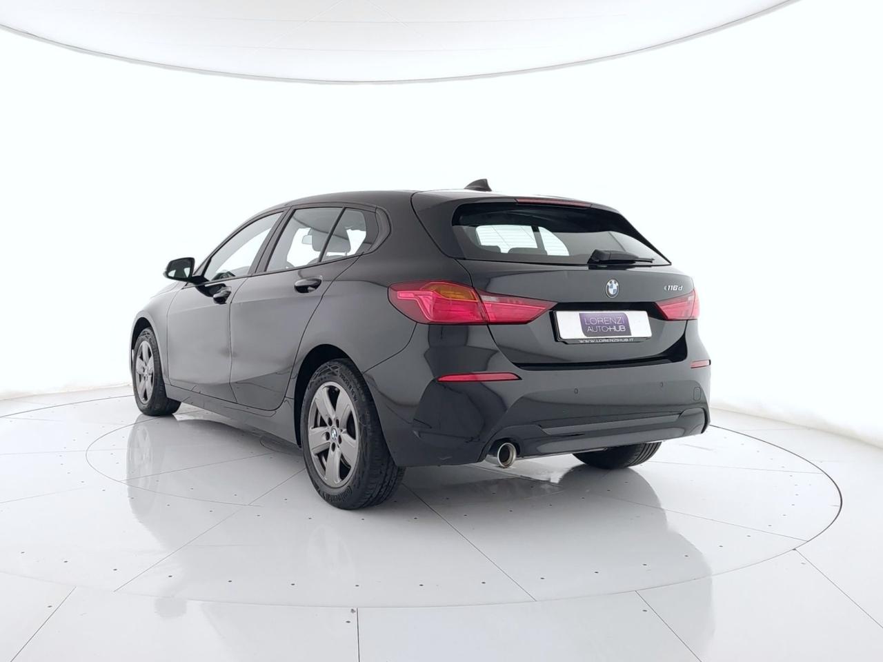 BMW 116d Business Advantage auto APPLE CARPLAY+NEOPATENTATI