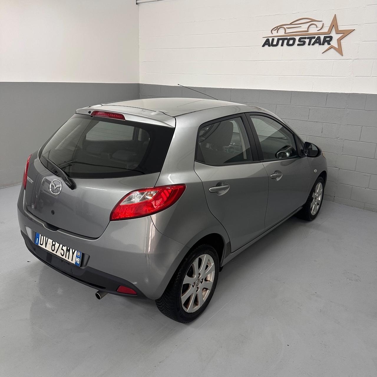 Mazda 2 Mazda2 1.3 16V 75CV 5p. Easy NEOPATENTATI