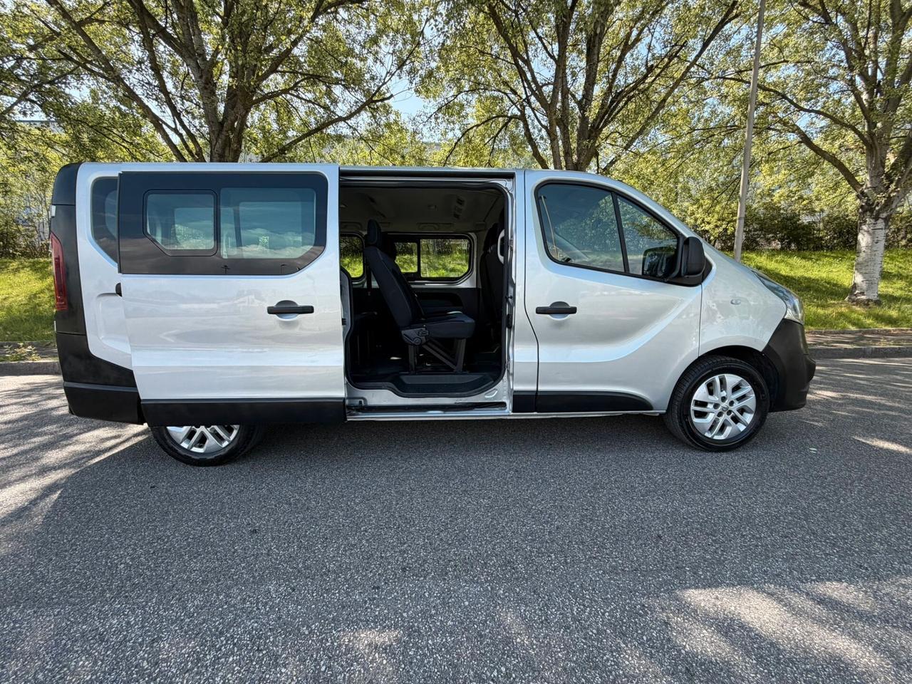 Opel Vivaro 27 1.6 CDTI PC-TN Combi