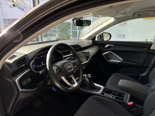 AUDI Q3 35 TDI quattro S tronic S line edition