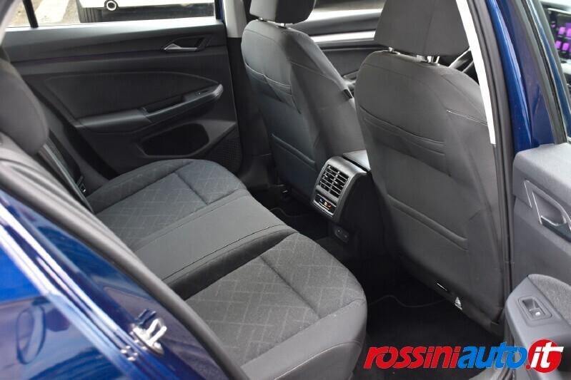 VOLKSWAGEN GOLF 8 2.0 TDI 116 CV LIFE + R17 VENTURA LOUNGE PACK