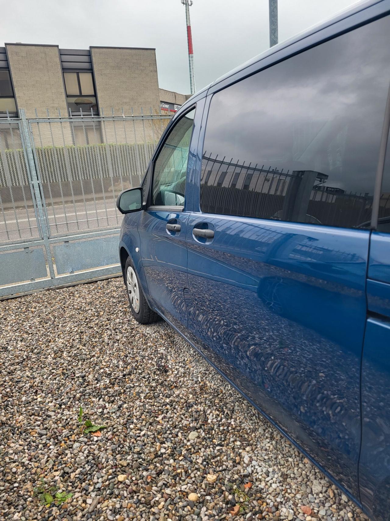 Mercedes Benz vito compact manuale