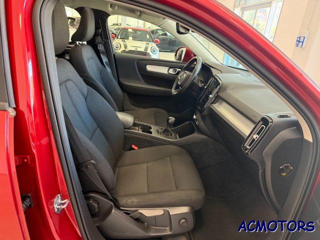 VOLVO XC40 D3 AWD