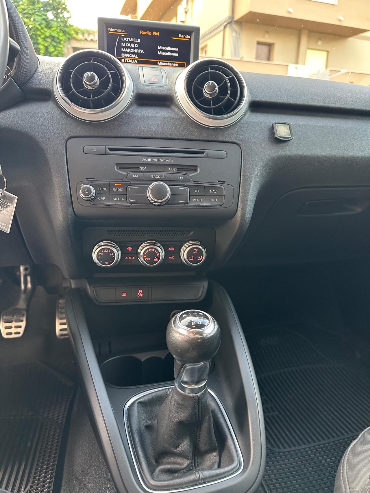 Audi A1 1.6 TDI S line edition plus