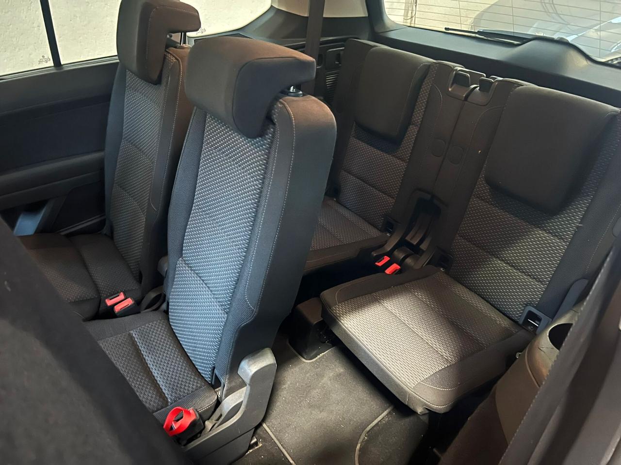 Volkswagen Touran 1.6 TDI 115 CV SCR DSG Business BlueMotion Technology