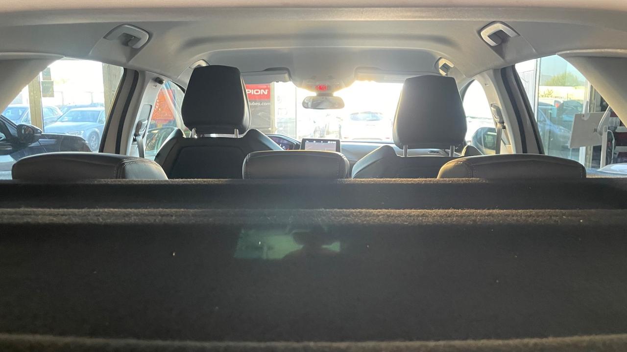 Peugeot 3008 BlueHDi 120 EAT6 S&S Allure