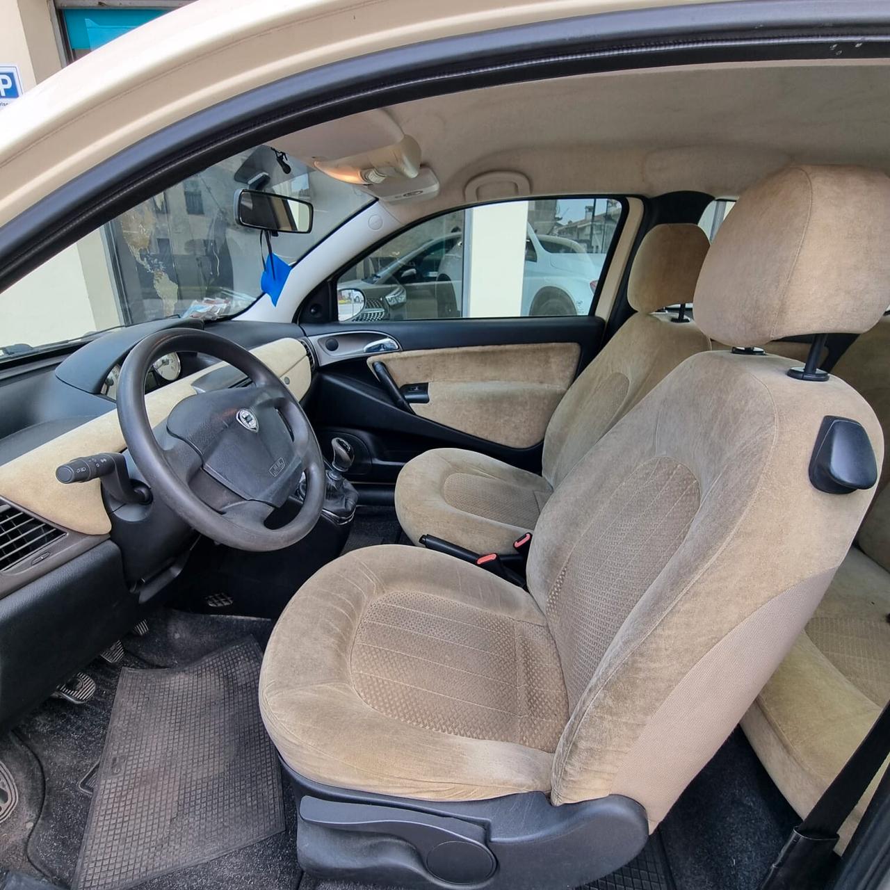 Lancia Ypsilon II 2003 1.2 8v