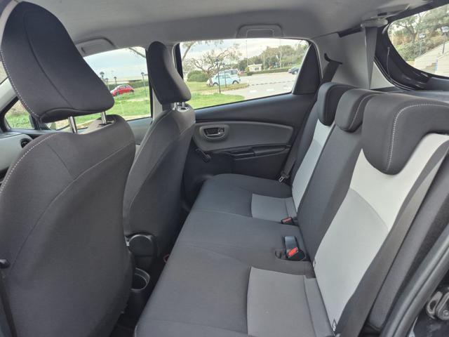 TOYOTA Yaris 1.5 Hybrid 5 porte Business