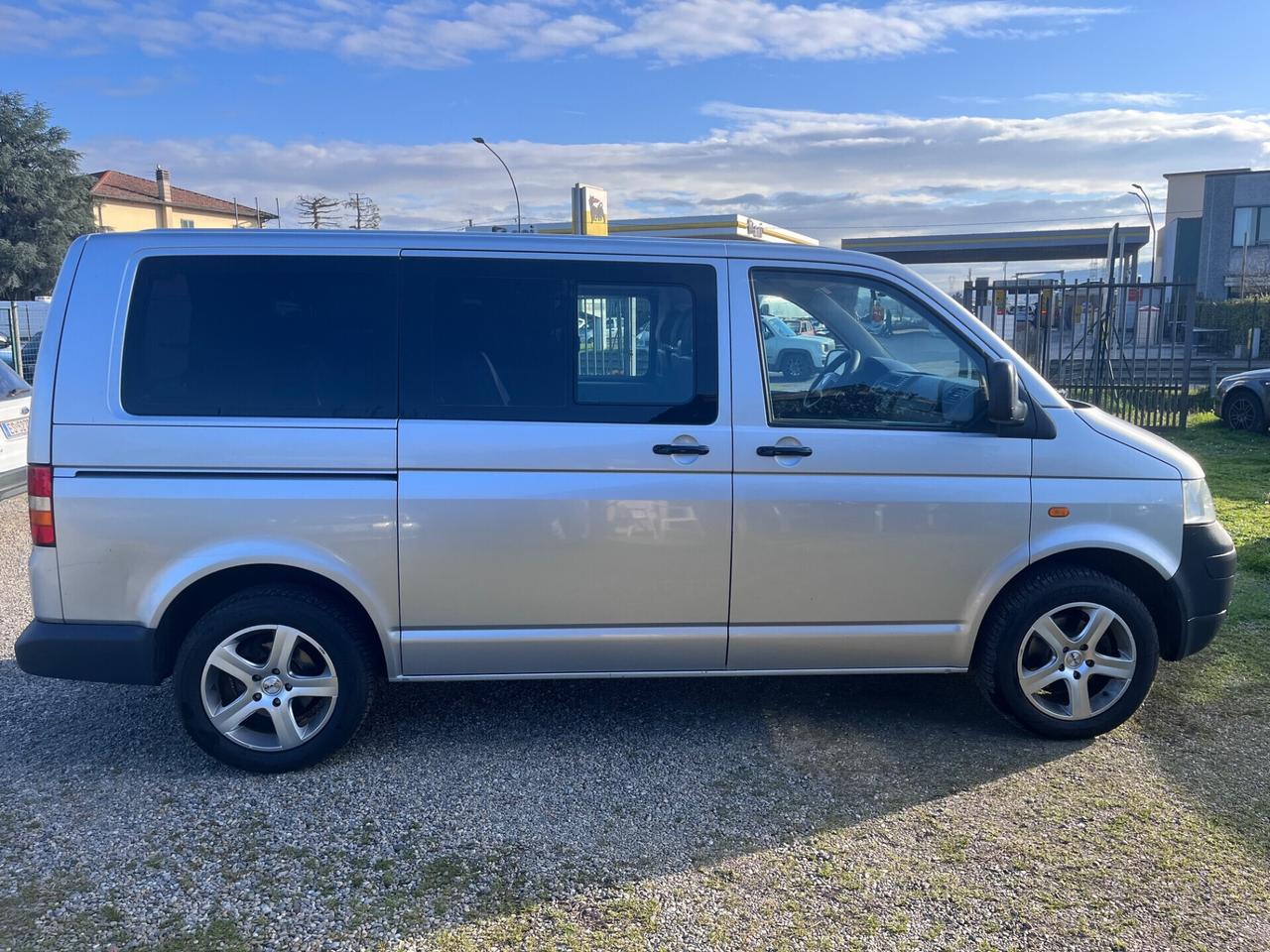 Volkswagen Transporter 2.5 TDI/174CV PC-TM Kombi 9 posti