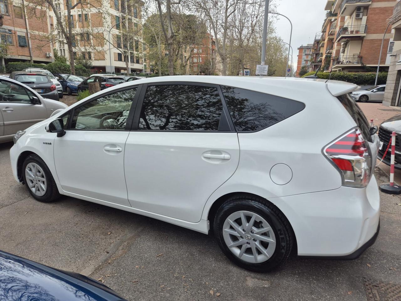 Toyota Prius+ 1.8 Active