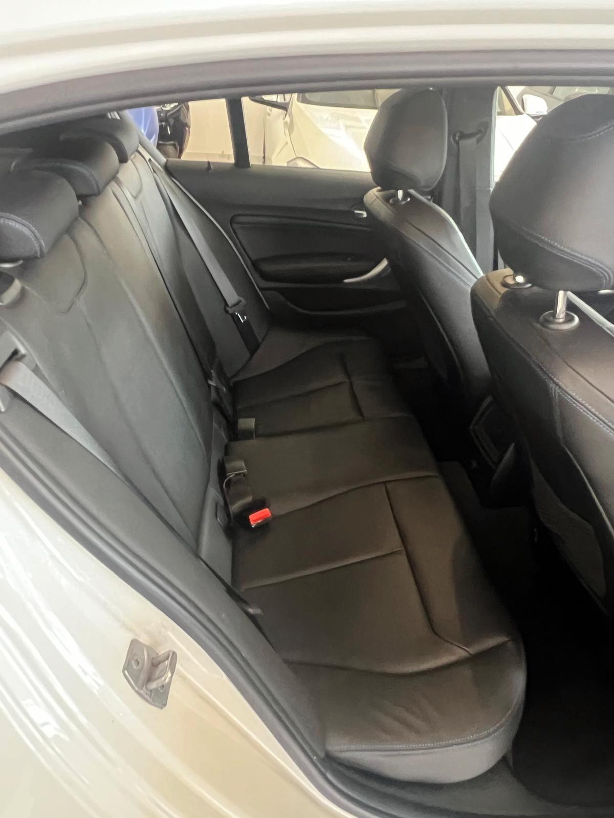 Bmw 118 Serie 1 F/20-21 118i Msport 5p auto SERVICE