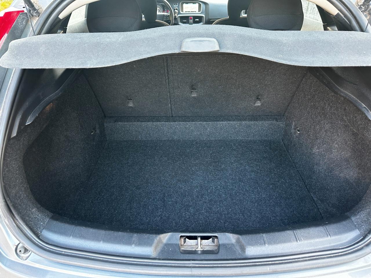 Volvo V40 D2 2.0 120cv E6 Momentum