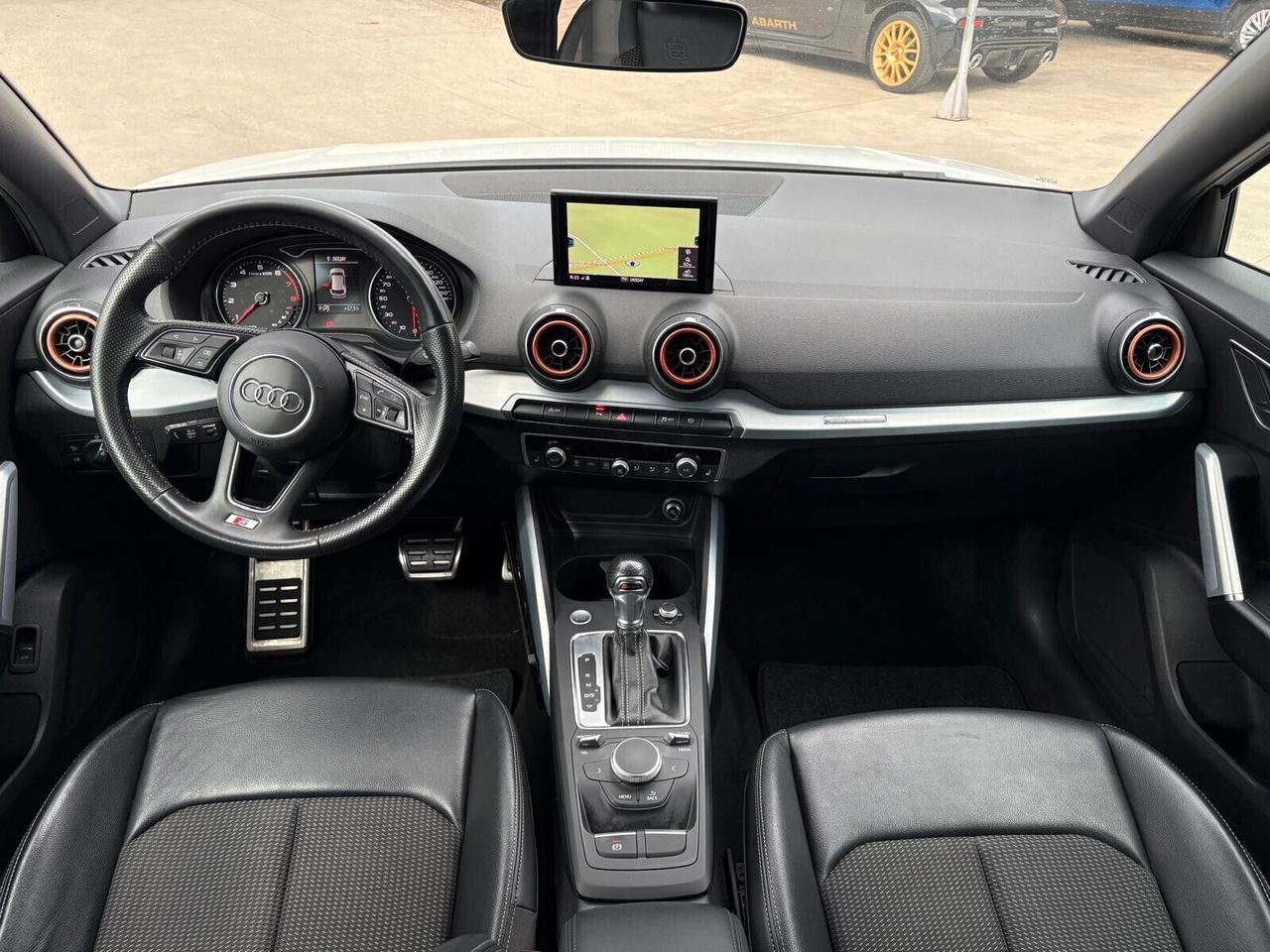 Audi Q2 S-LINE