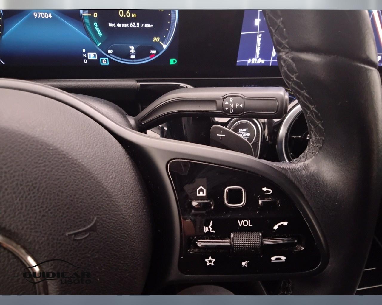 Mercedes-Benz Classe B - W247 2018 - B 180 d Sport auto