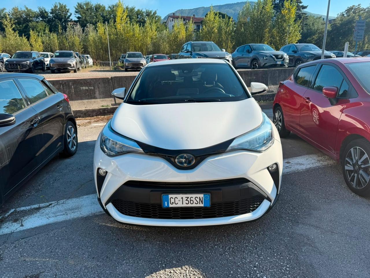Toyota C-HR 1.8 Hybrid E-CVT Active