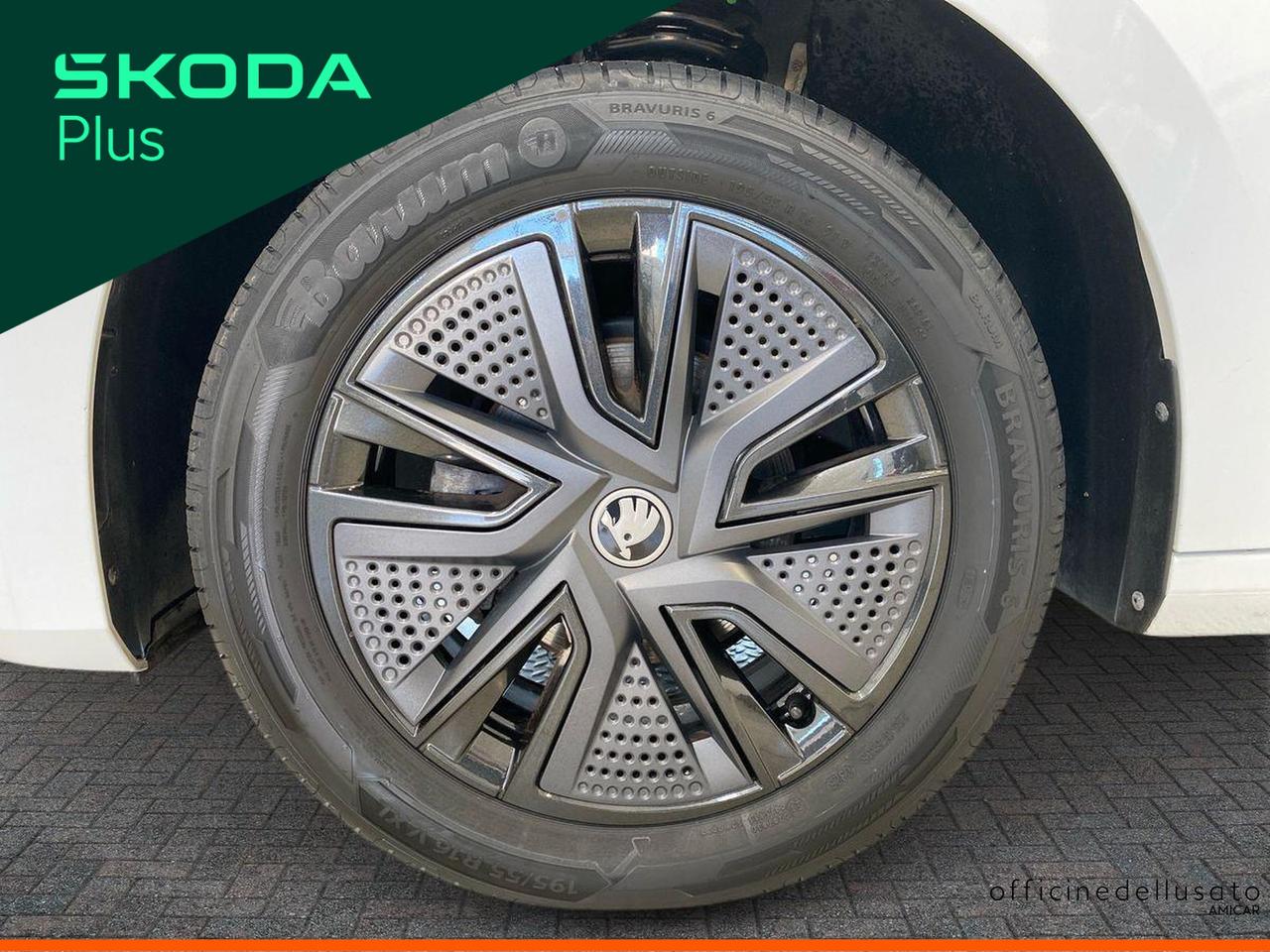 Skoda Fabia 1.0 mpi 80cv 130 edition