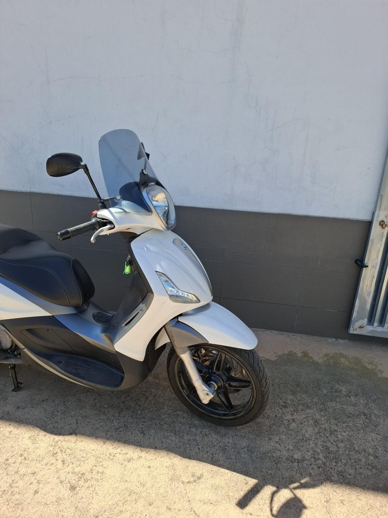 Piaggio Beverly 350 S TOURING