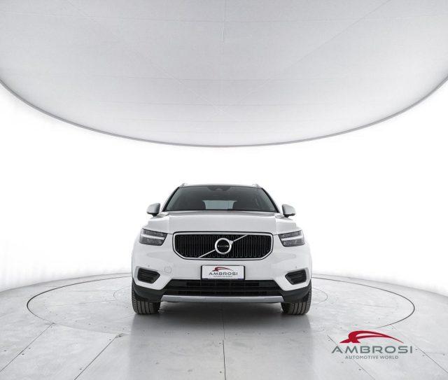 VOLVO XC40 D3 Geartronic Momentum - AUTOCARRO N1 - PER OPERAT