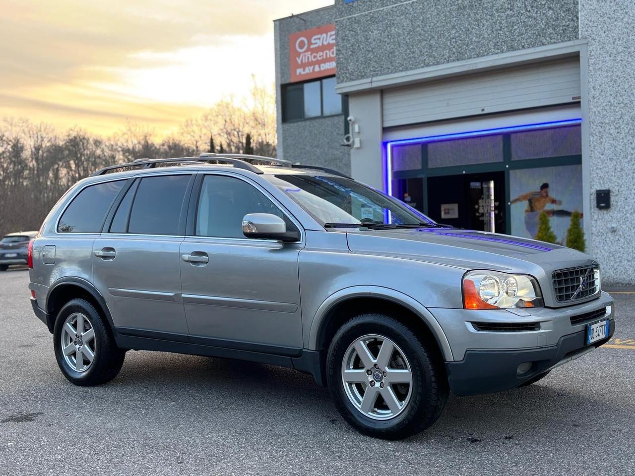 Volvo XC90 2.4 D5 185 CV aut. AWD *7 POSTI*PELLE