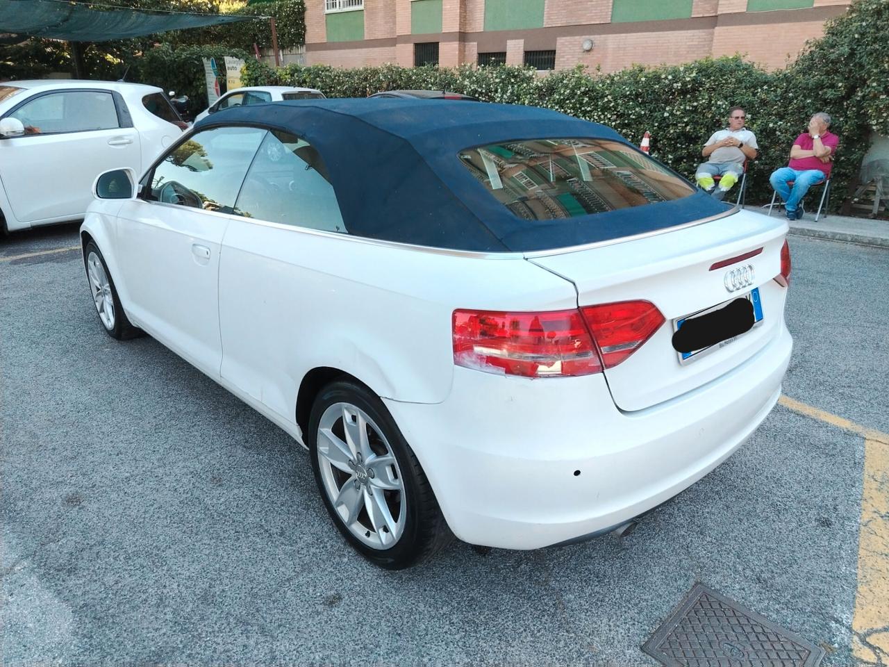 Audi A3 Cabrio 1.6 TDI 105 CV CR Ambition