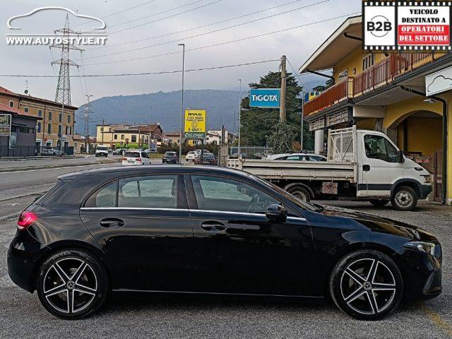 MERCEDES-BENZ A 180 d Automatic Business