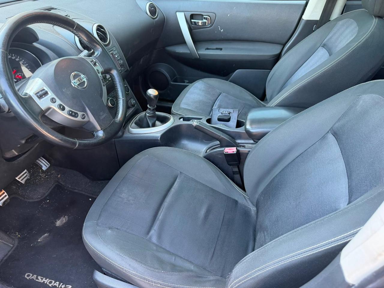 Nissan Qashqai 2.0 dCi Tekna 7 POSTI TETTO PANORAMICO 5990€