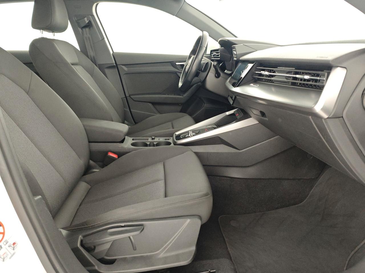 Audi A3 Sedan 35 TDI S tronic line edition