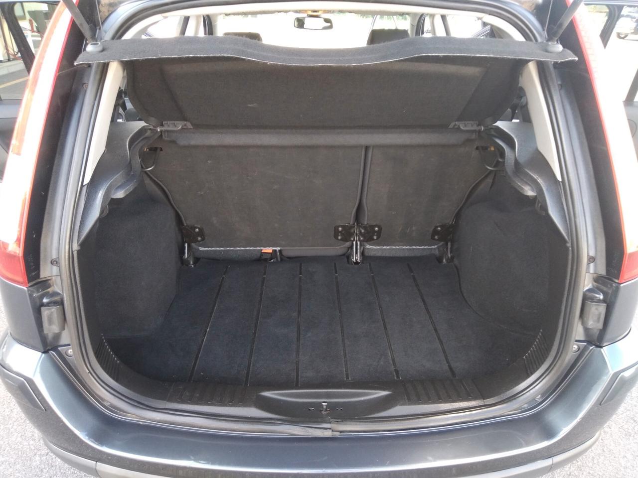 Ford Fusion 1.6 TDCi 90cv diesel 5p. Collection x neopatentati