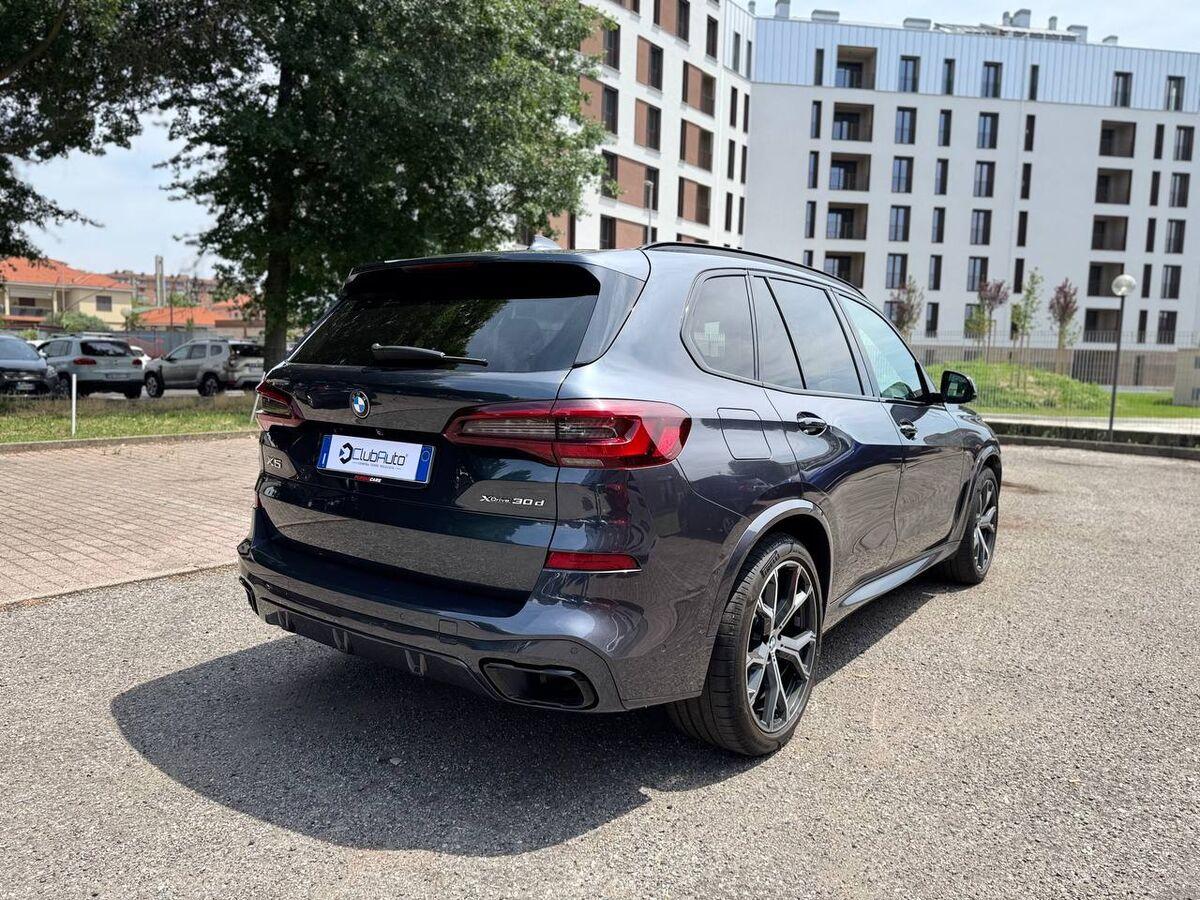 BMW X5 Xdrive30d mhev 48V Msport auto