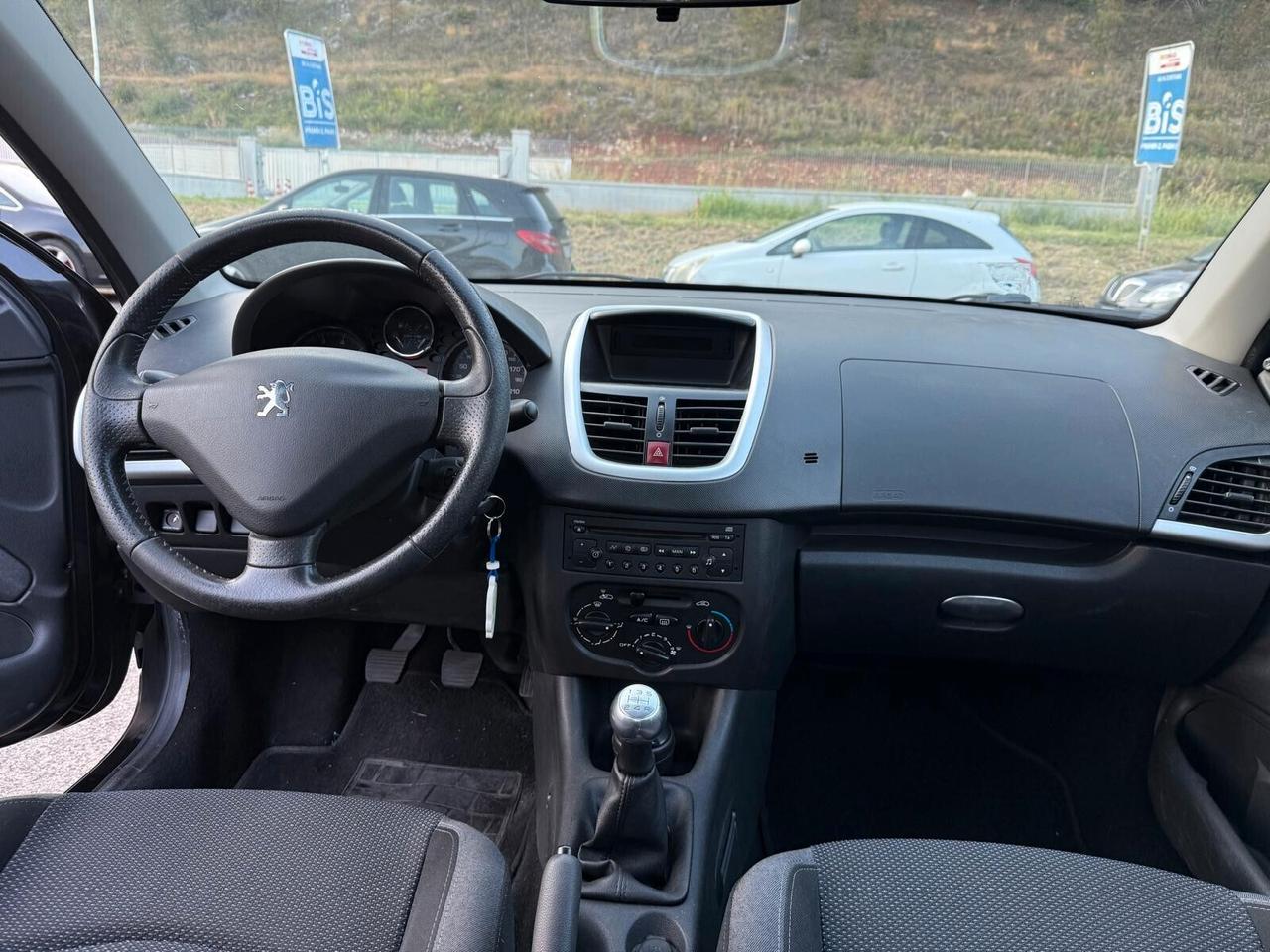 Peugeot 206 Plus 1.1 5p. Trendy pochi km