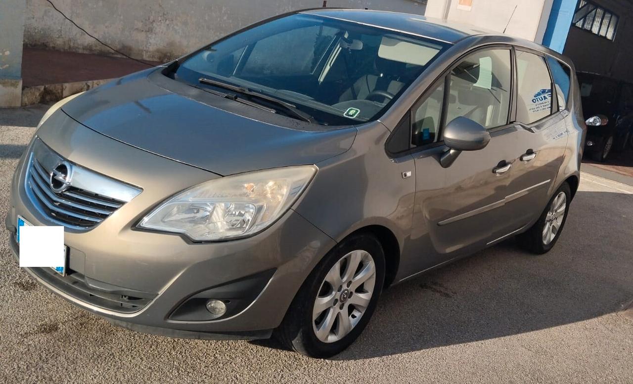 Opel Meriva 1.7 CDTI 110CV b-color Elective