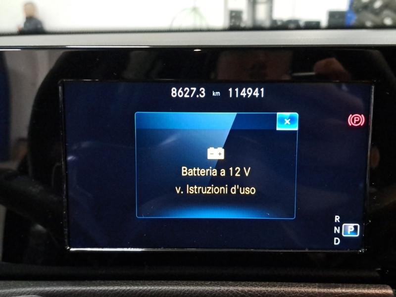 MERCEDES-BENZ GLB 200 d Automatic 4MATIC Premium