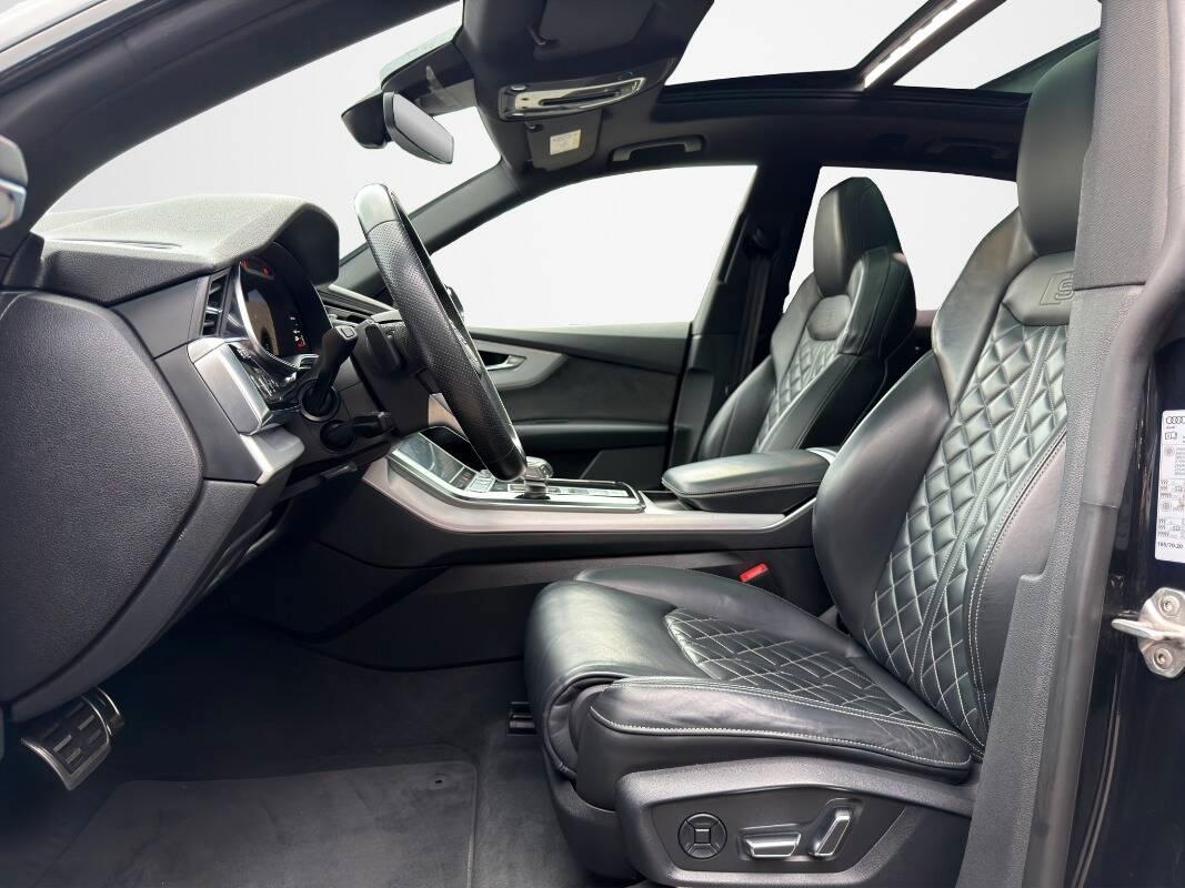 Audi Q8 50 3.0 286CV S LINE PELLE VALCONE TETTO CAMERA 360