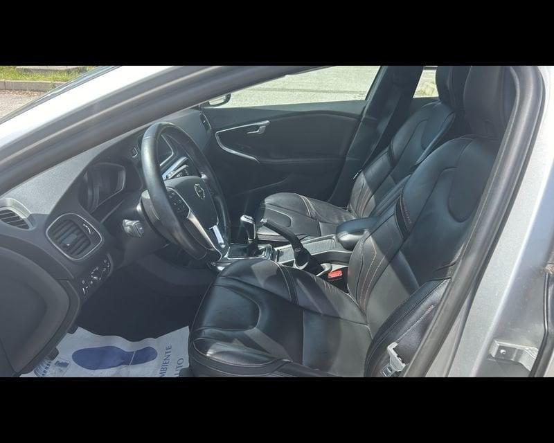 Volvo V40 Cross Country D2 Volvo Ocean Race