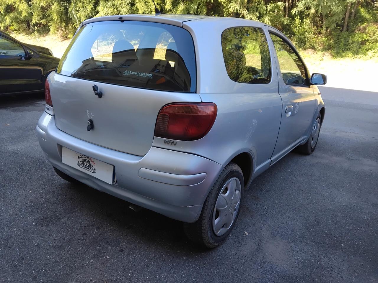 Toyota Yaris 1.0i 16V cat 3 porte Sol