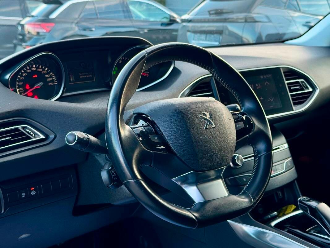 Peugeot 308 1.5 bluehdi Allure s&s 130cv eat8