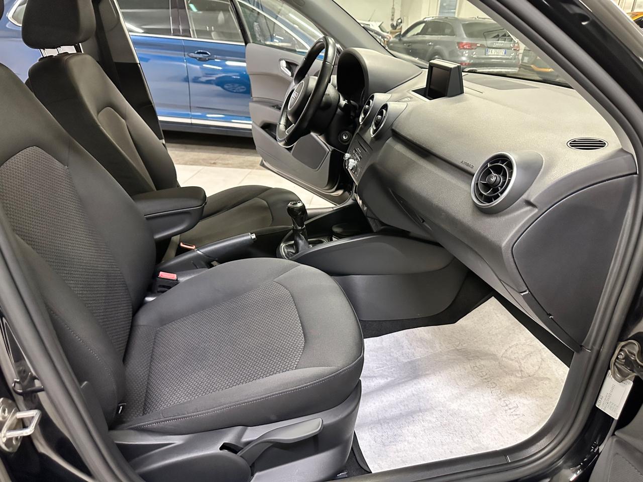 Audi A1 1.6 TDI S line edition