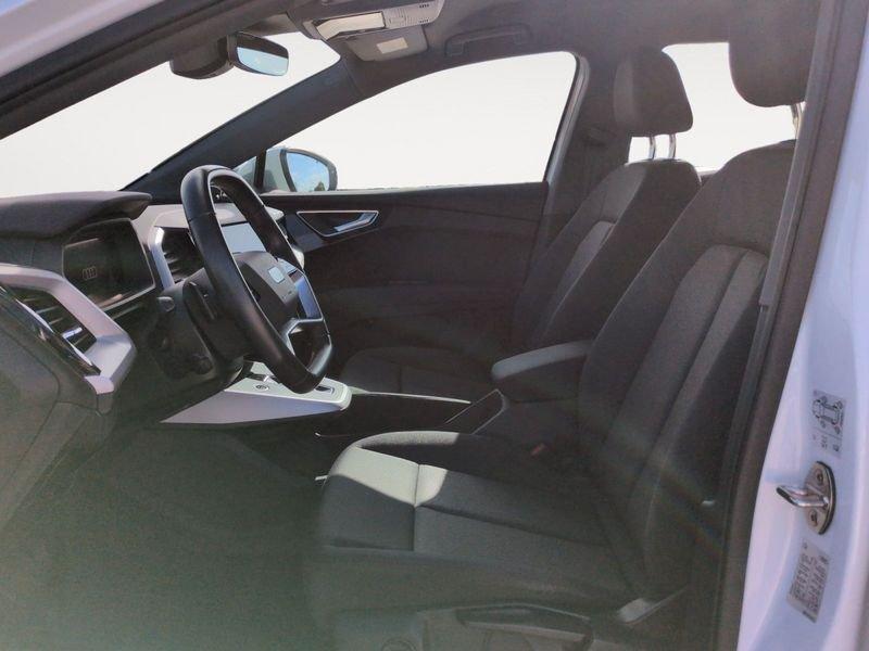 Audi Q4 e-tron Q4 40 e-tron Business Advanced