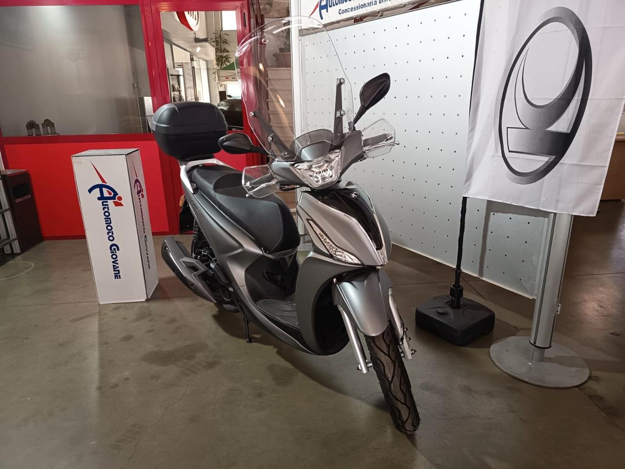 Kymco People 125i € 2.690,00 F.C.