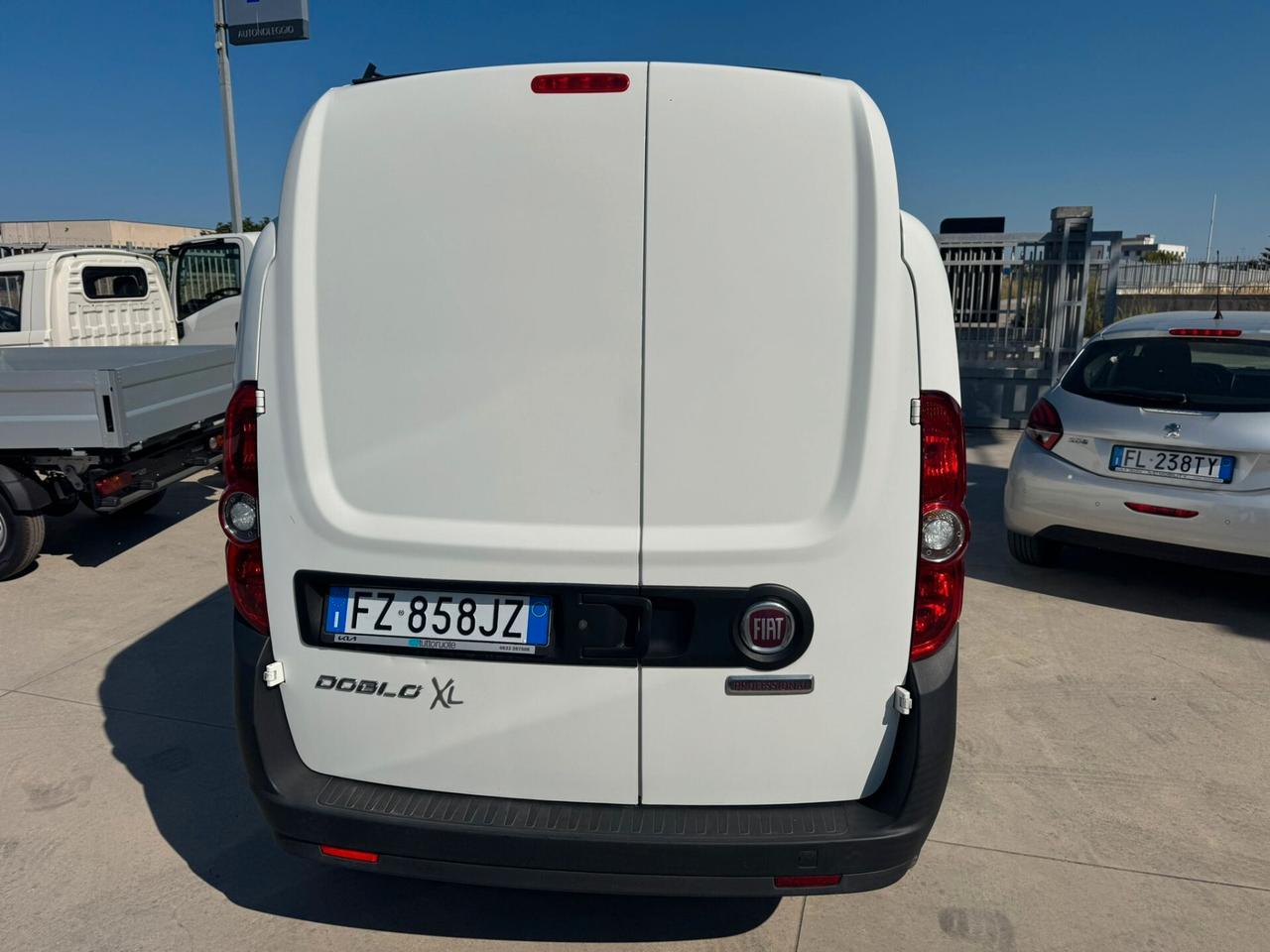 FIAT DOBLO' XL FRIGO 1.6 MTJ 120CV KM 37.000