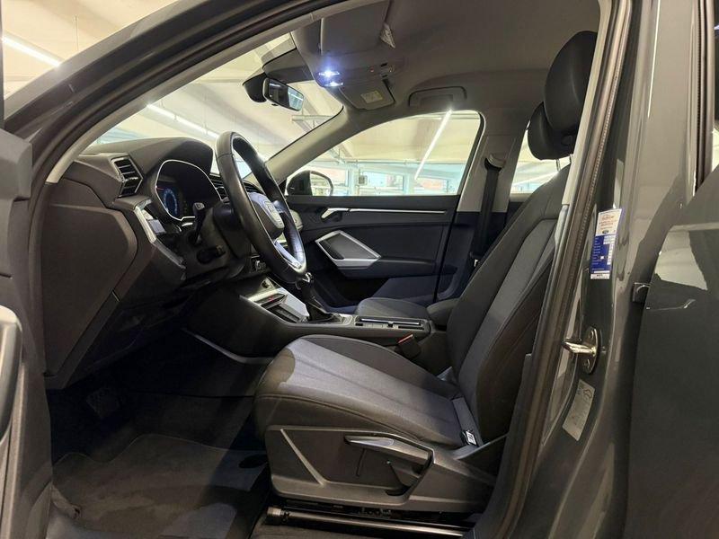Audi Q3 45TFSI e S-tronic Business anche a314€
