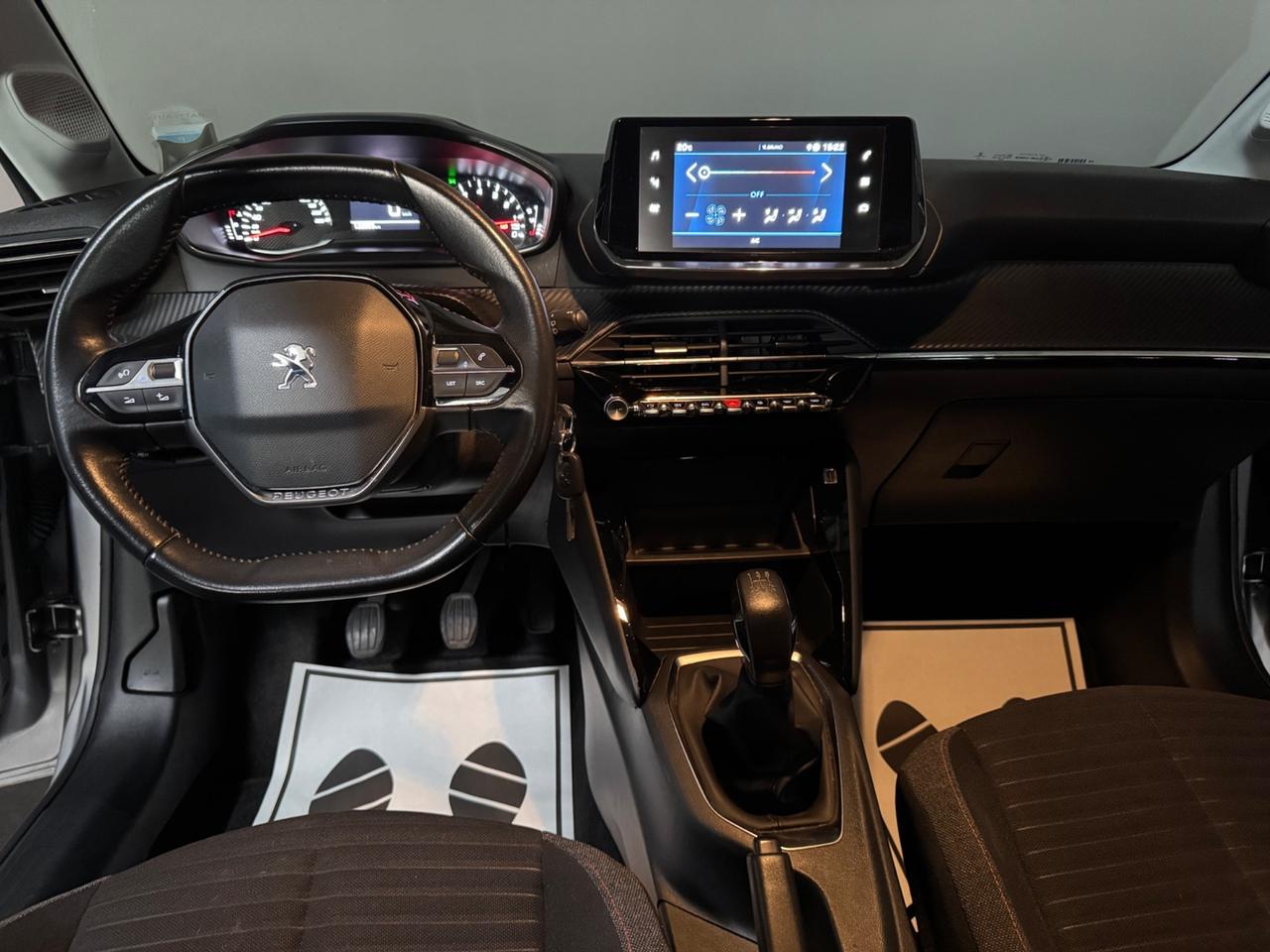 Peugeot 208 PureTech 100 Stop&Start EAT8 5 porte Allure Navi Pack