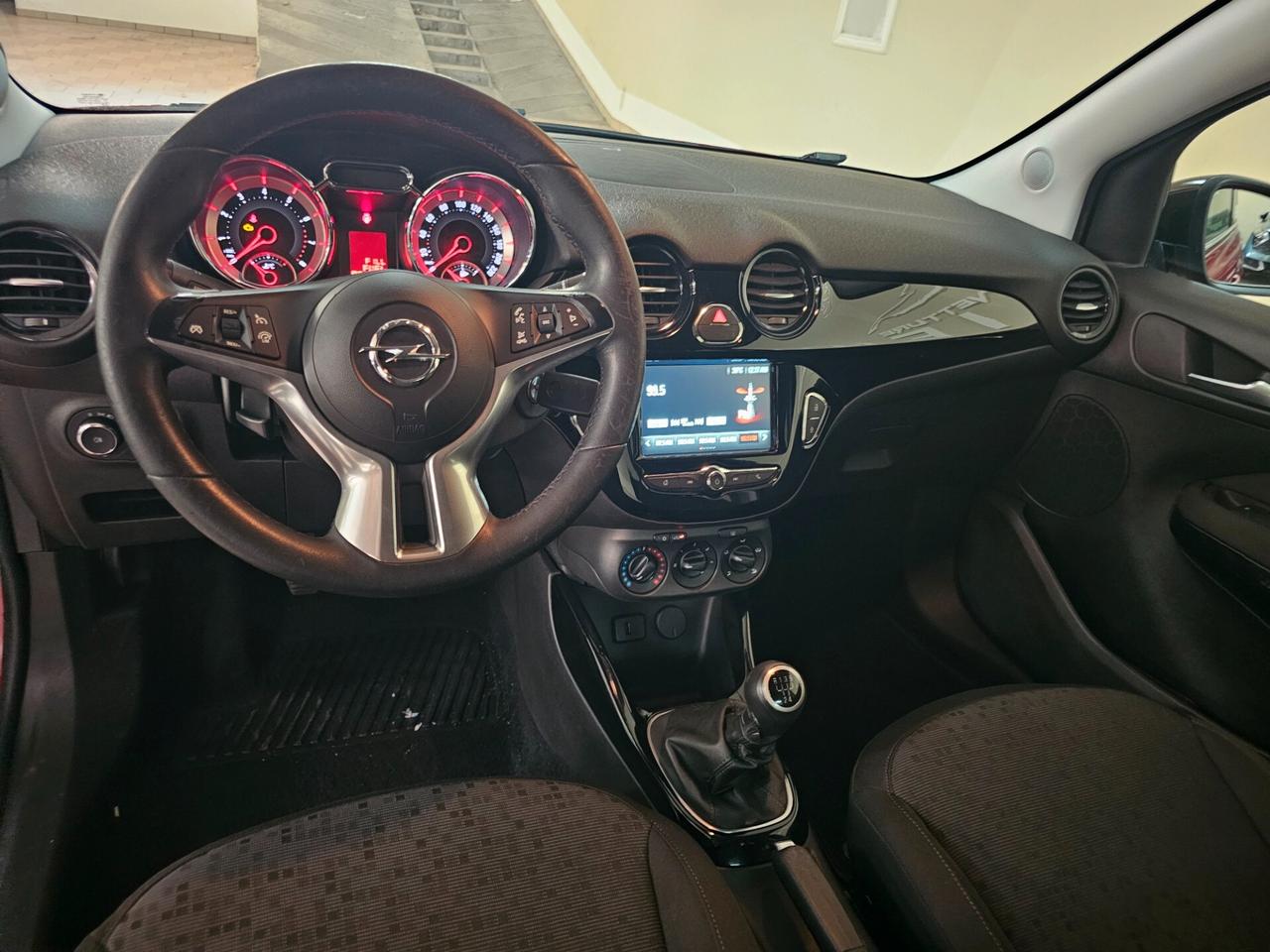 Opel Adam Rocks 1.2 70 CV