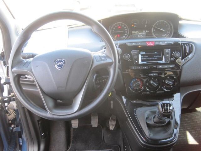 Lancia Ypsilon 1.0 FireFly 5 porte S&S Hybrid Silver