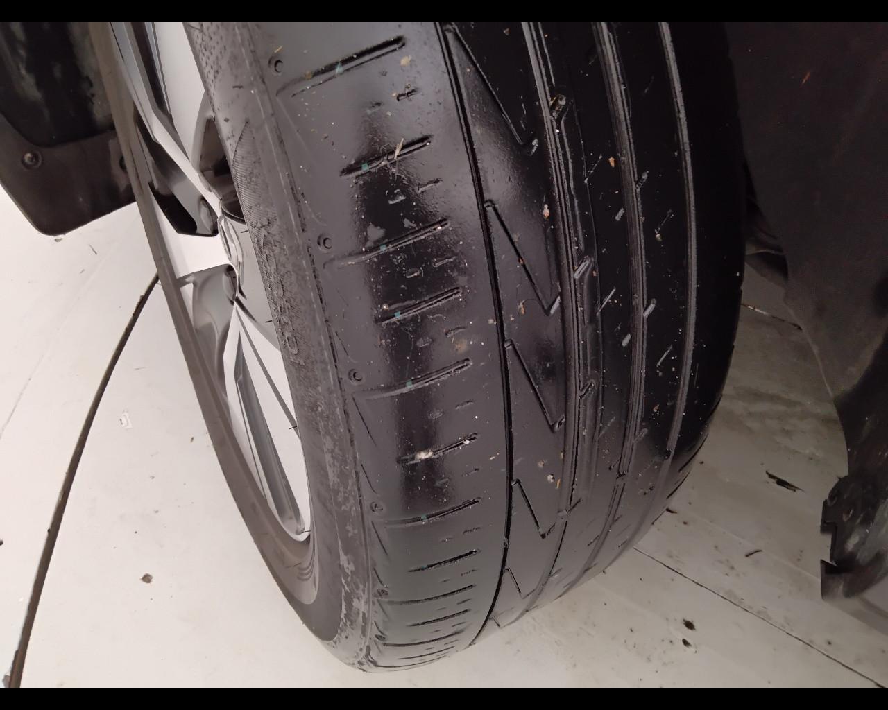 VOLVO XC40 2023 - XC40 1.5 t5 recharge phev Core auto