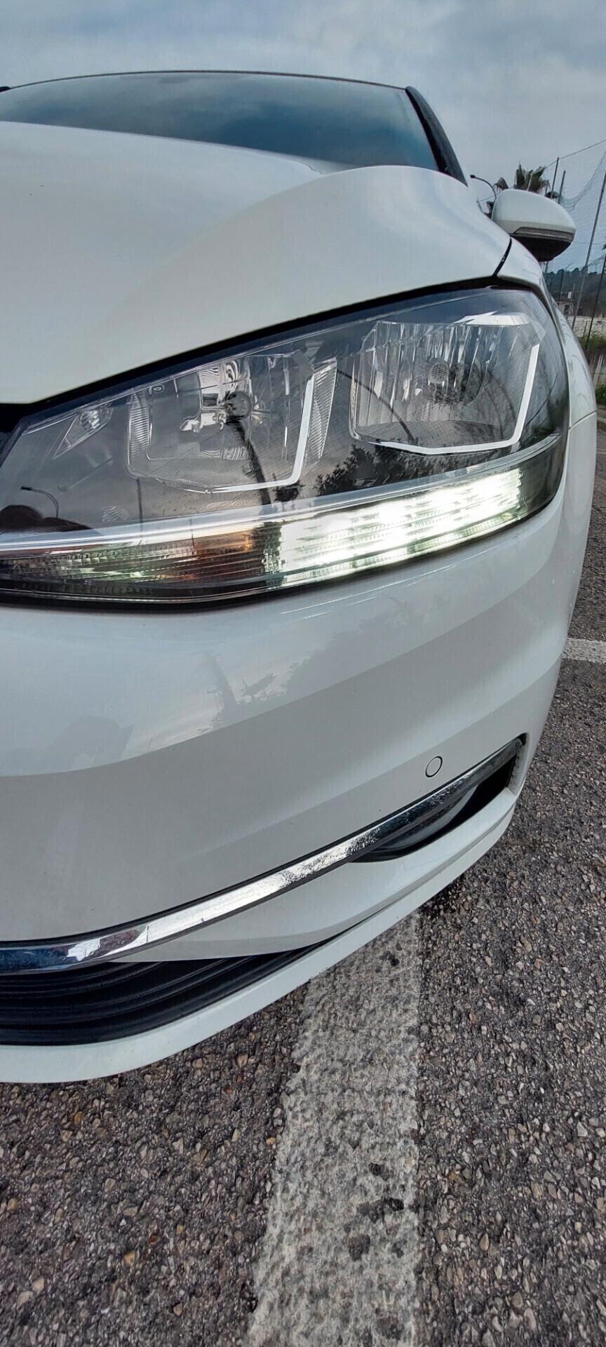 GOLF 7,5 CAMBIO AUTOMATICO DSG 1,5 METANO 130 CV NAVI TELEFONO SENSORI IMPECCABILE