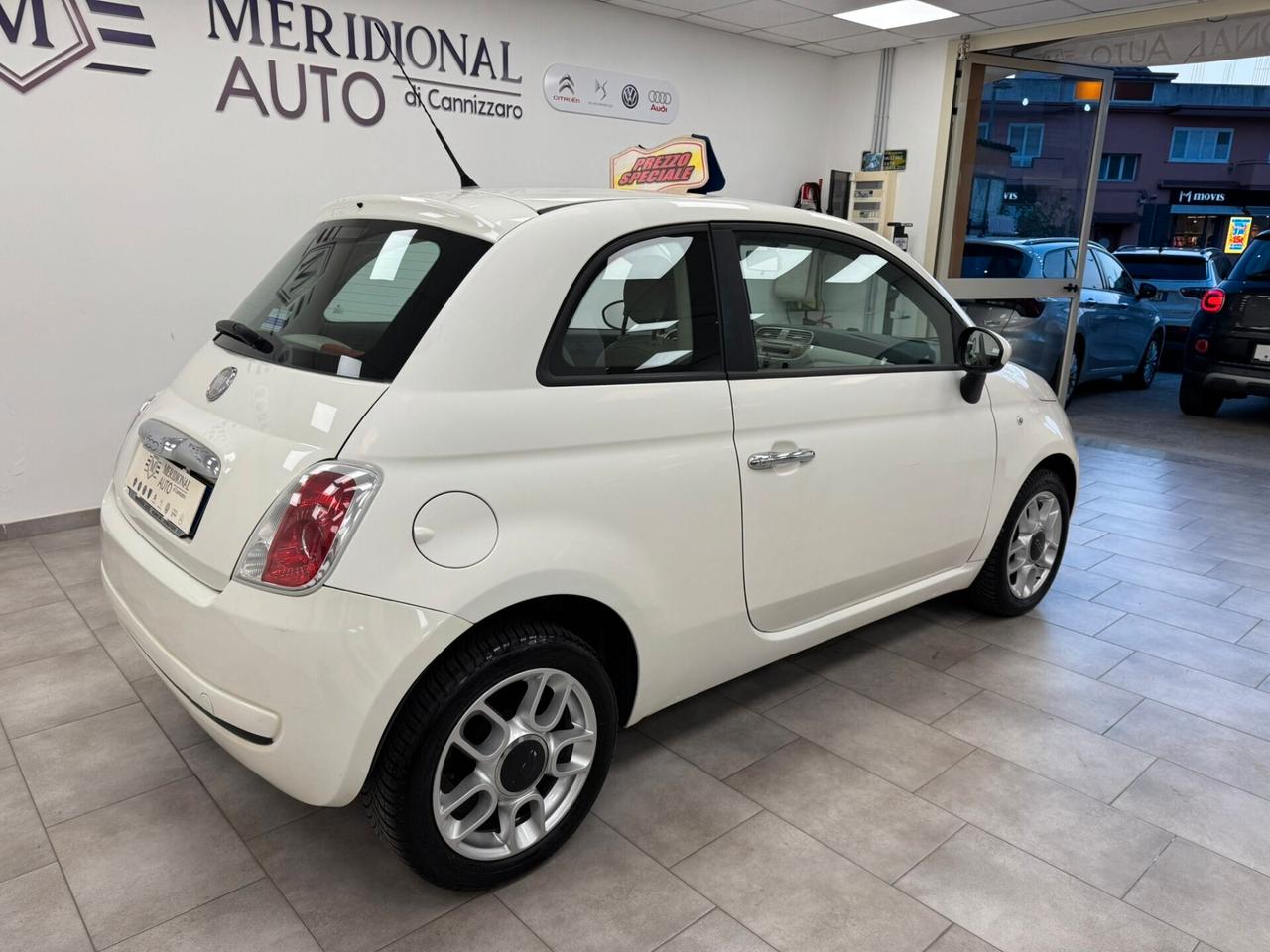 FIAT 500 LOUNGE 1.2 BENZINA 2011