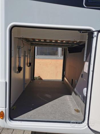 MCLOUIS MC4 379
